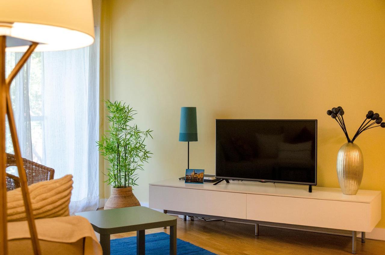 Devesa Park Apartment With Private Parking Girona Ngoại thất bức ảnh